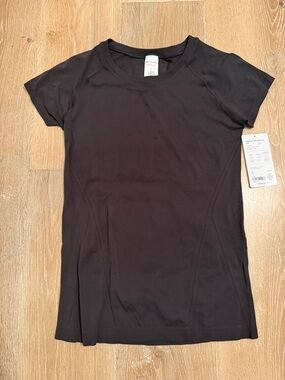 Athleta Black Short-Sleeve Performance Tee Seamless